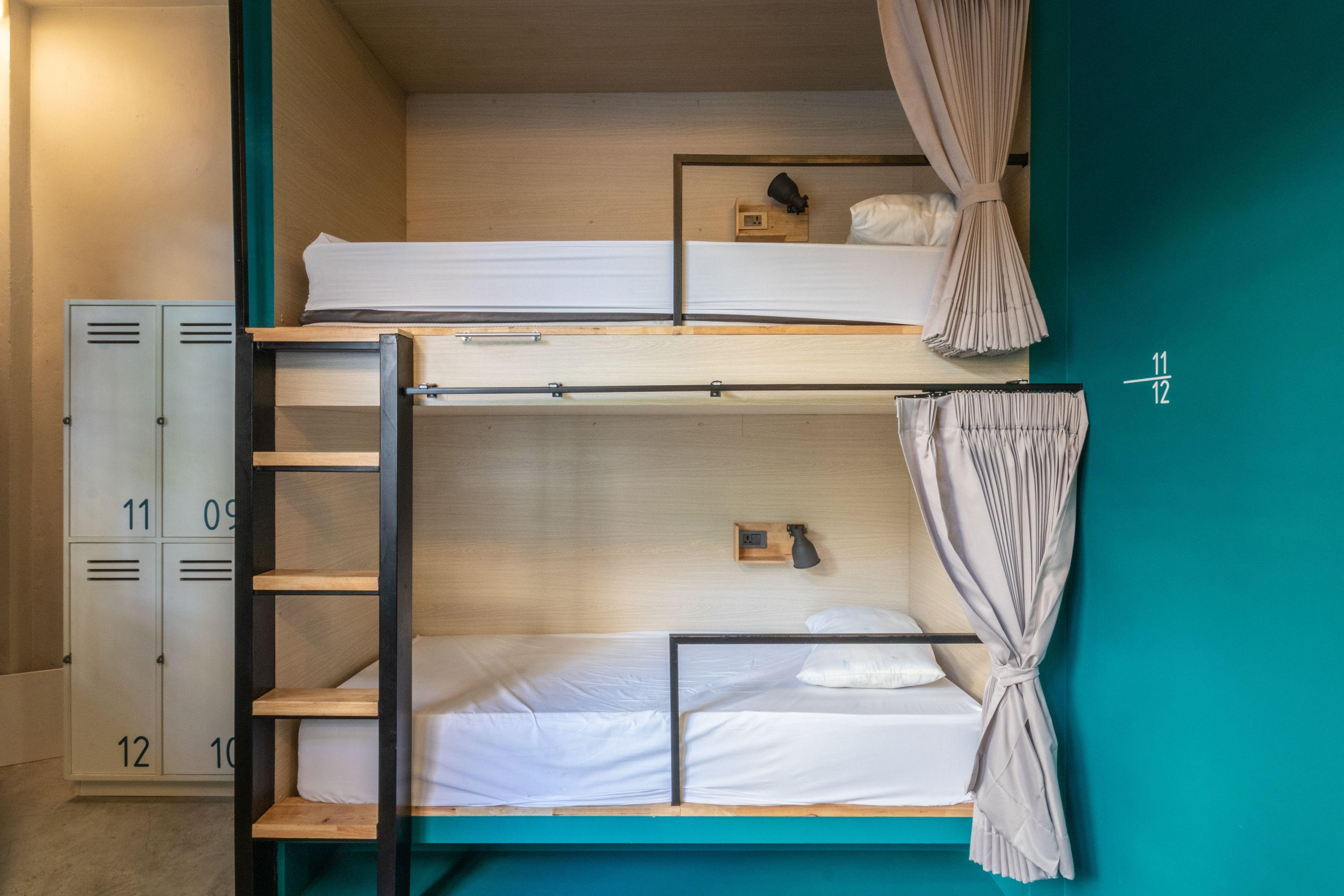 Bunny Burrow Hostel Bangkok Exterior photo