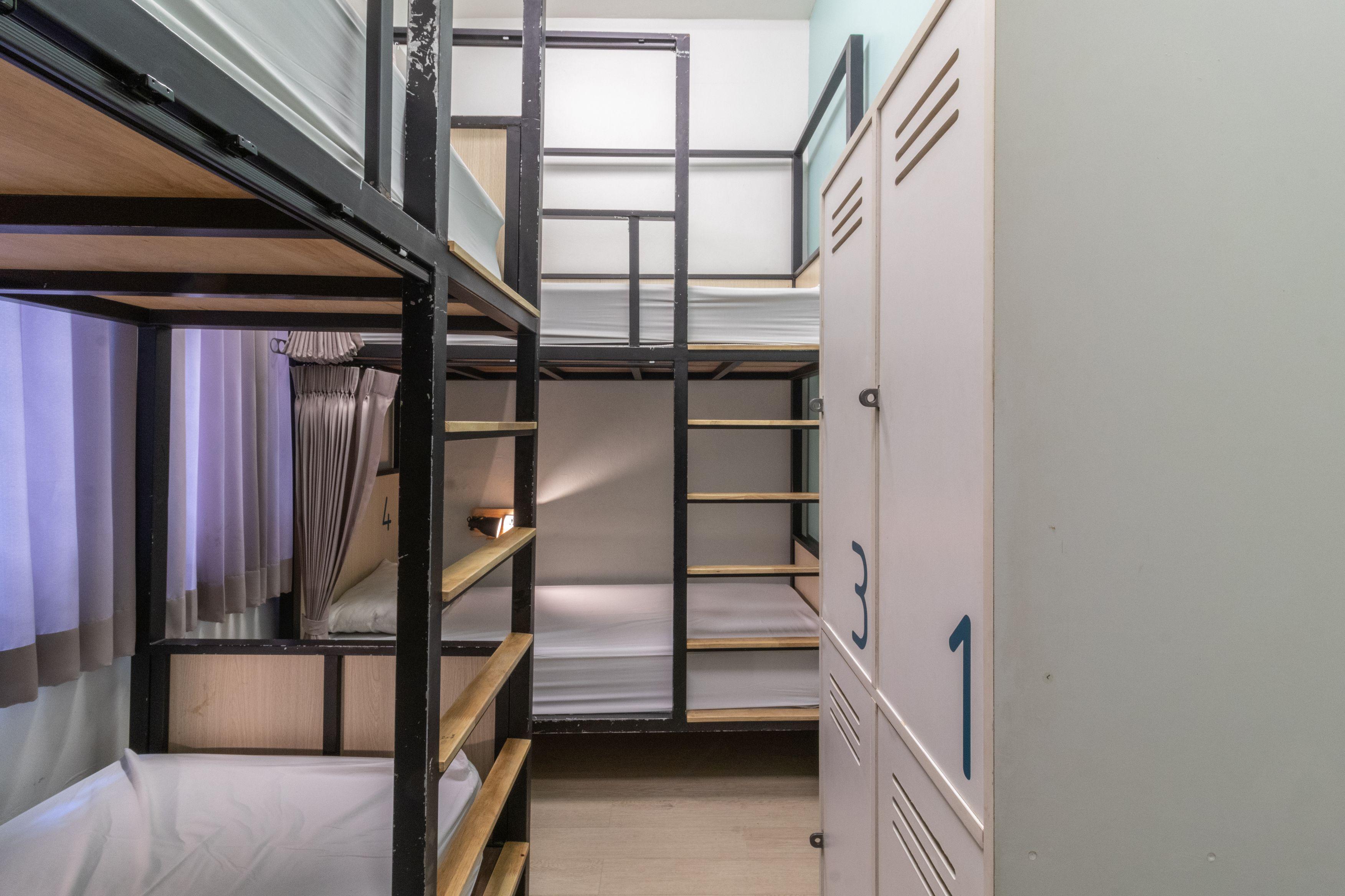Bunny Burrow Hostel Bangkok Exterior photo